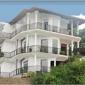 4* Pensión Arunalu